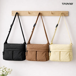 กระเป๋าสะพายข้าง All Day Tote Bag สีดำ สีน้ำตาล และสีเหลืองอ่อน