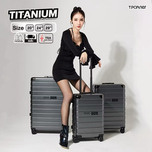 กระเป๋าเดินทาง Titanium Series สีเทา ขนาด 20, 24, 29 นิ้ว พร้อมคุณสมบัติ TSA Lock