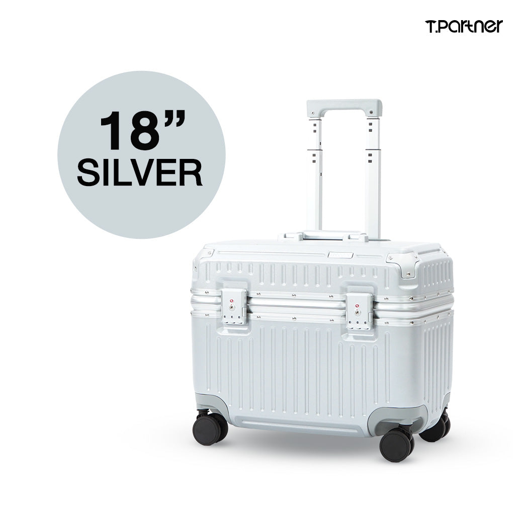 กระเป๋าเดินทาง Co-Pilot Cabin ขนาด 18 นิ้ว สีเงิน ดีไซน์ทันสมัย