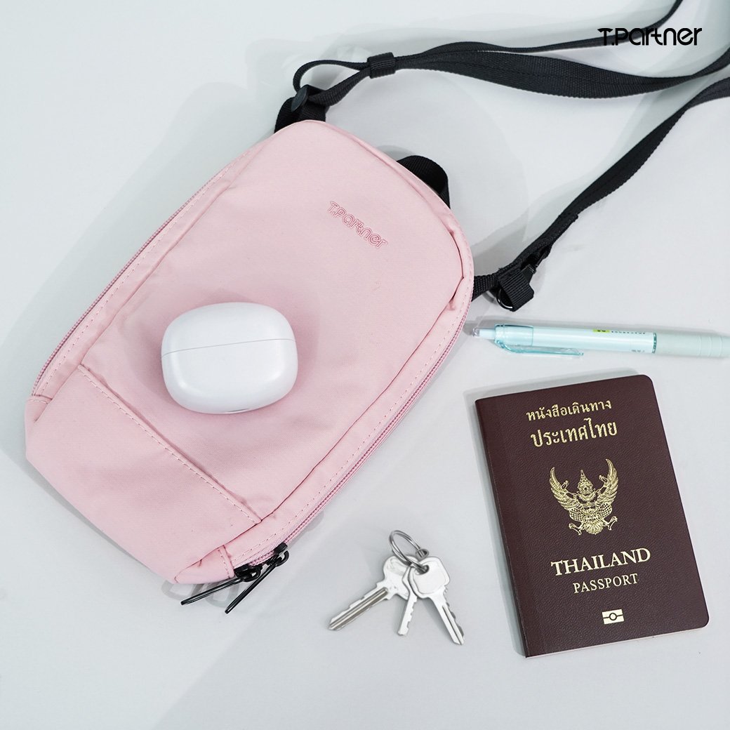 กระเป๋าสะพายข้างสีชมพู MovePass พร้อมพาสปอร์ตไทย กุญแจ และหูฟังไร้สาย