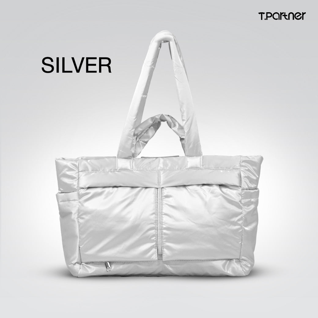 กระเป๋าสะพายข้างสีเงินขนาดใหญ่ Cozy Max bag วัสดุไนลอนกันน้ำ