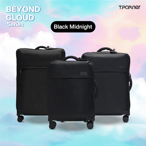 กระเป๋าเดินทางสีดำรุ่น Beyond Cloud Series สามขนาด วางเรียงกัน