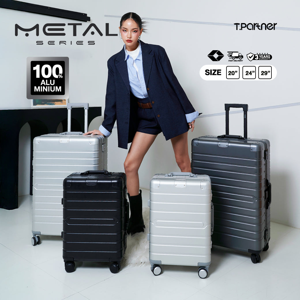 กระเป๋าเดินทางอลูมิเนียม Metal Series สีเงินและสีดำ มีให้เลือก 3 ขนาด 20, 24, 29 นิ้ว