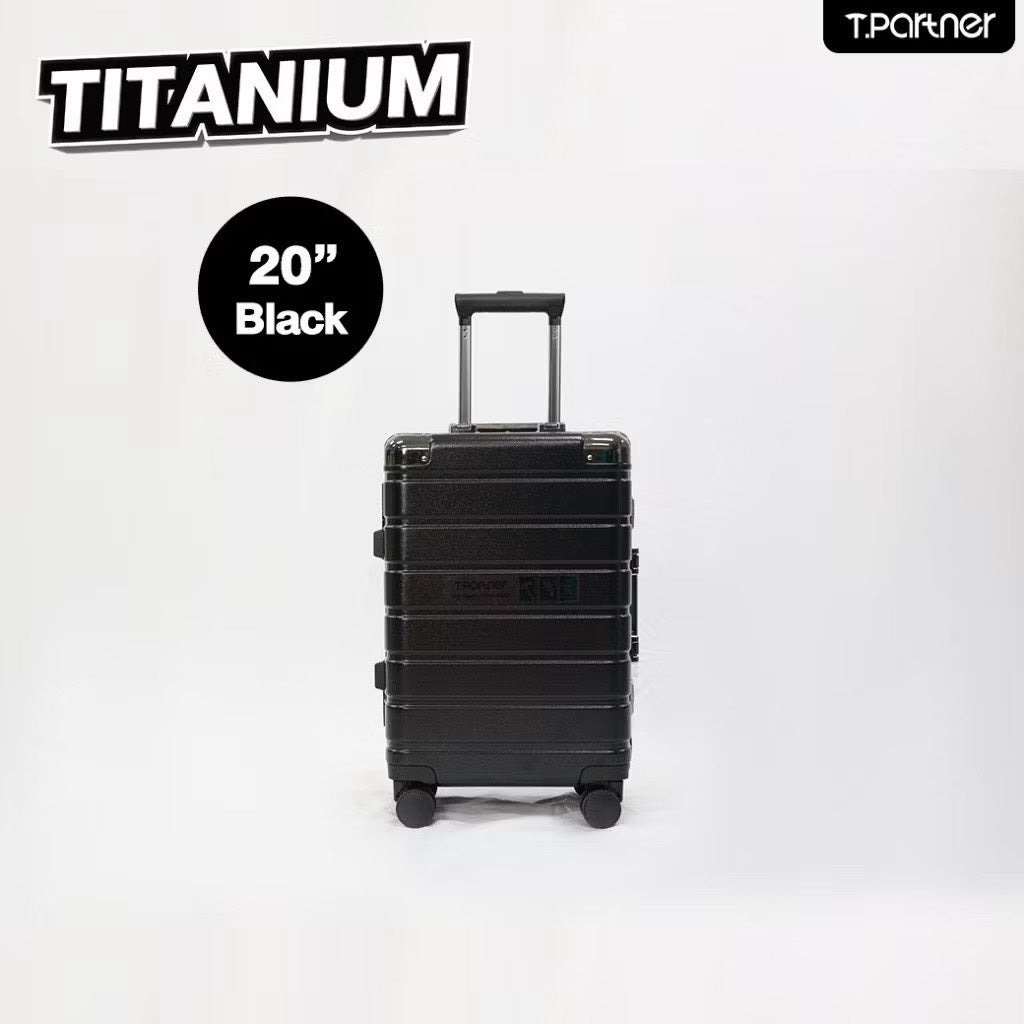 กระเป๋าเดินทางล้อลาก Titanium Series ขนาด 20 นิ้ว สีดำ ดีไซน์ทันสมัย