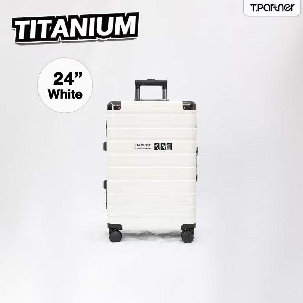 กระเป๋าเดินทาง Titanium Series ขนาด 24 นิ้ว สีขาว ดีไซน์ทันสมัย