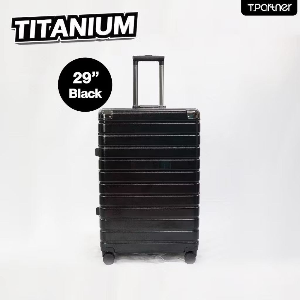กระเป๋าเดินทางรุ่น Titanium Series สีดำ ขนาด 29 นิ้ว ดีไซน์หรูหรา